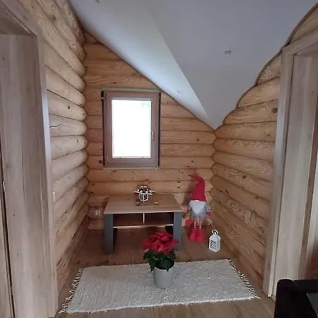 Zrub Zuzana Feriehus *